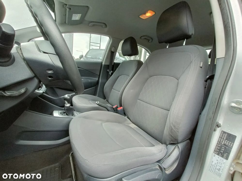 Kia Rio 1.2 M - 12