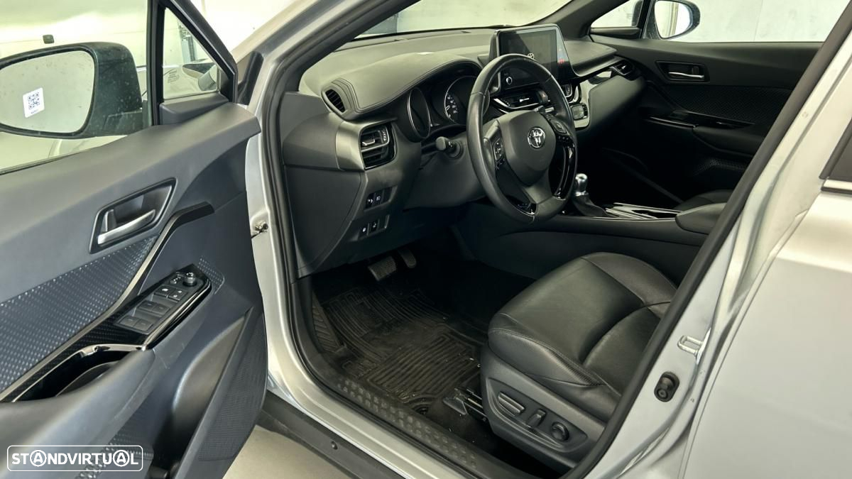 Toyota C-HR 2.0 Hybrid Exclusive - 8