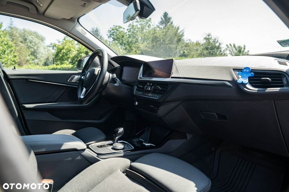 BMW Seria 1 118i Sport Line - 20