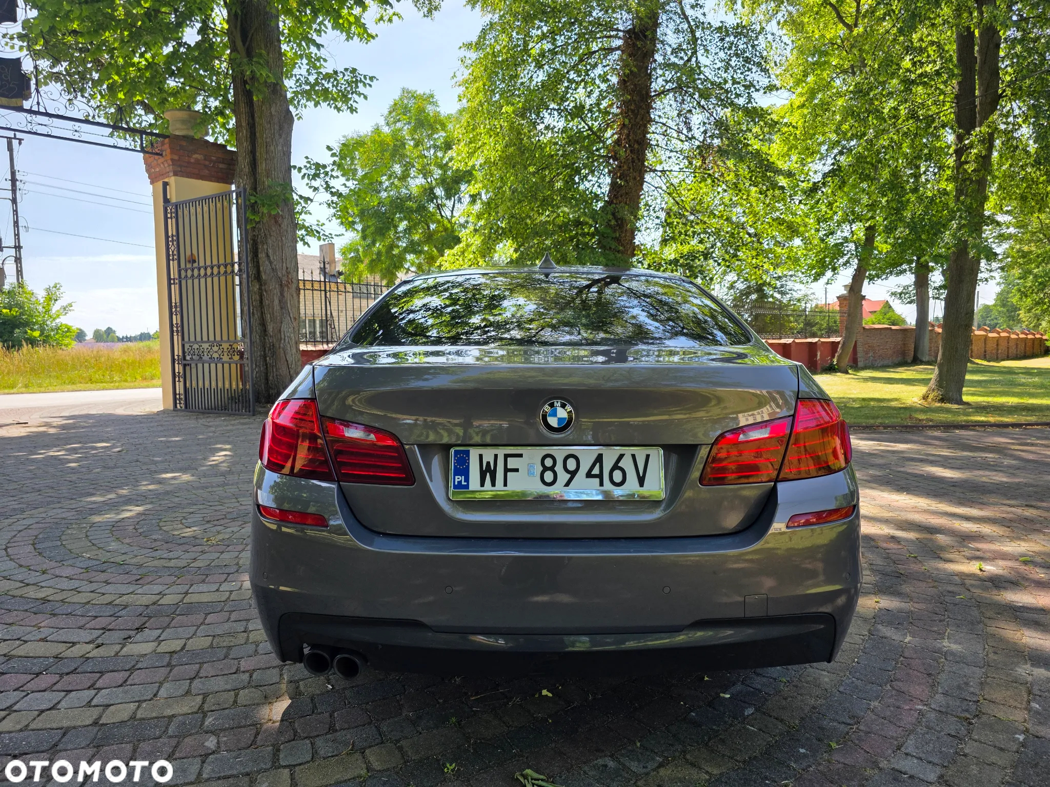 BMW Seria 5 530d Sport-Aut - 4