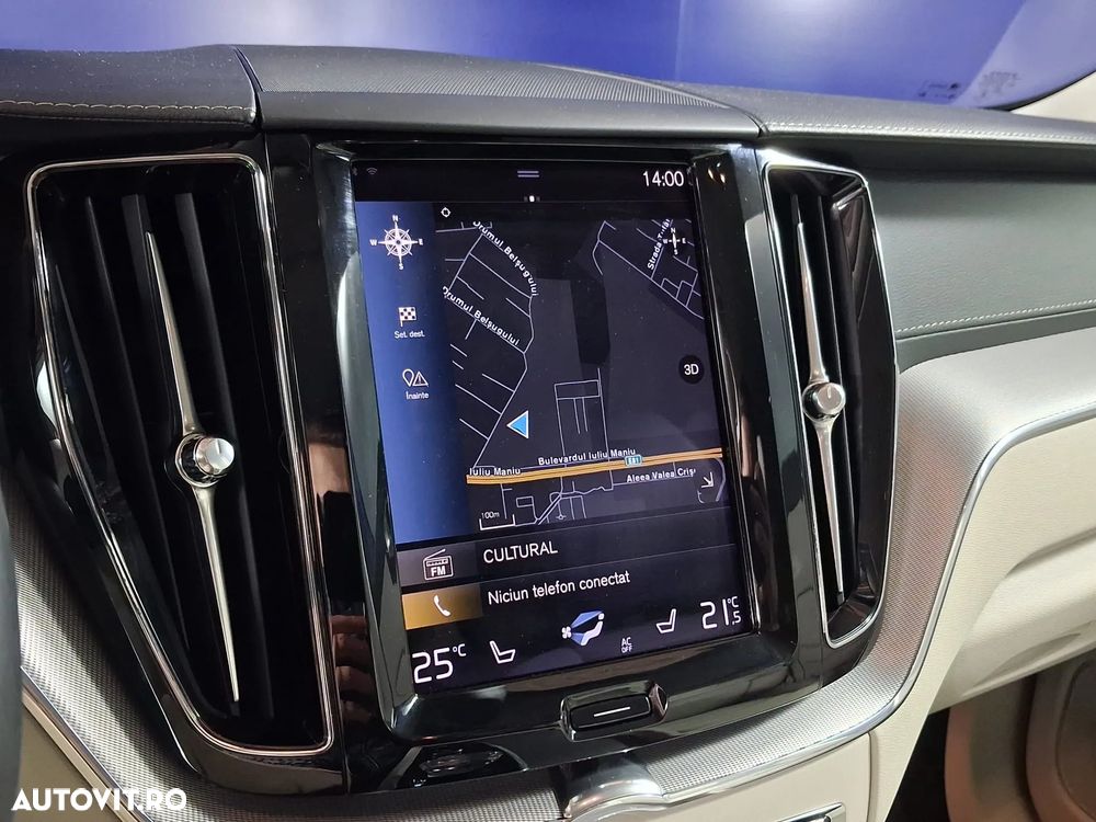 Volvo XC 60 B4 MHEV AT8 AWD Inscription - 26