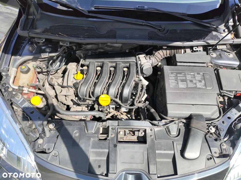Renault Megane 1.6 16V Dynamique - 17