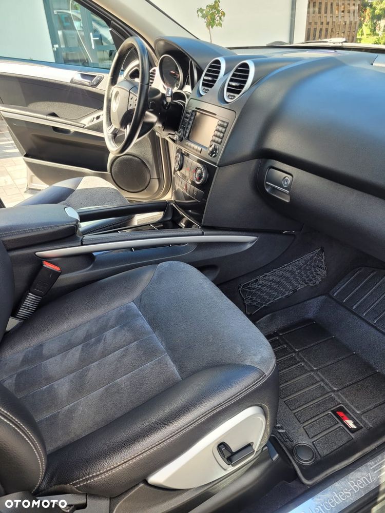 Mercedes-Benz ML 320 CDI 4-Matic - 12