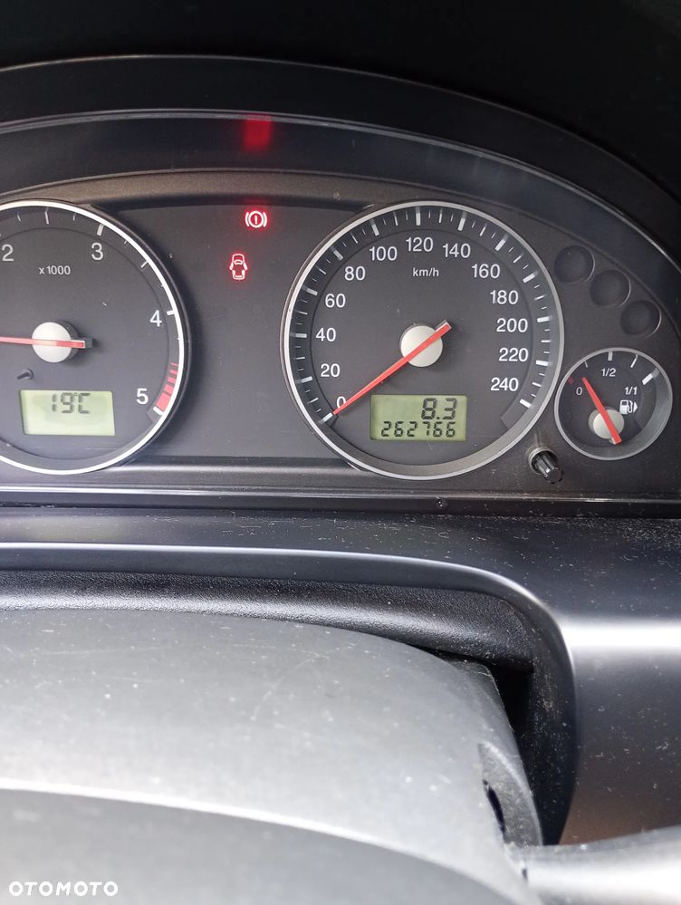 Ford Mondeo 2.0 TDCi Trend - 16