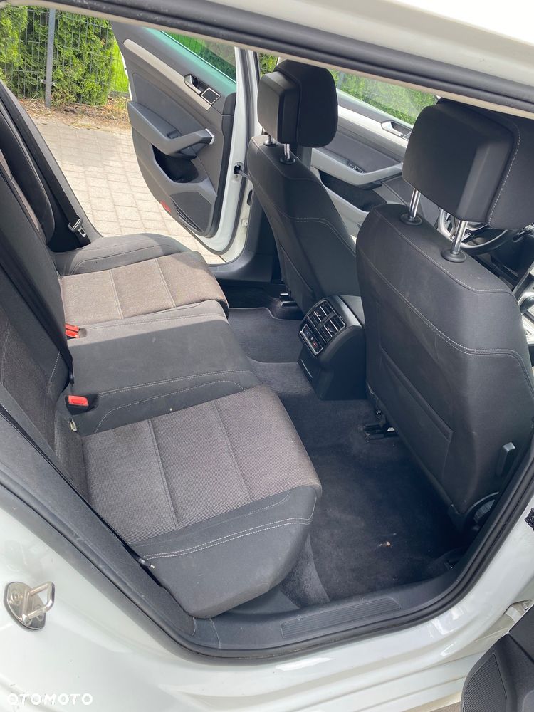Volkswagen Passat 1.8 TSI BMT Comfortline DSG - 8