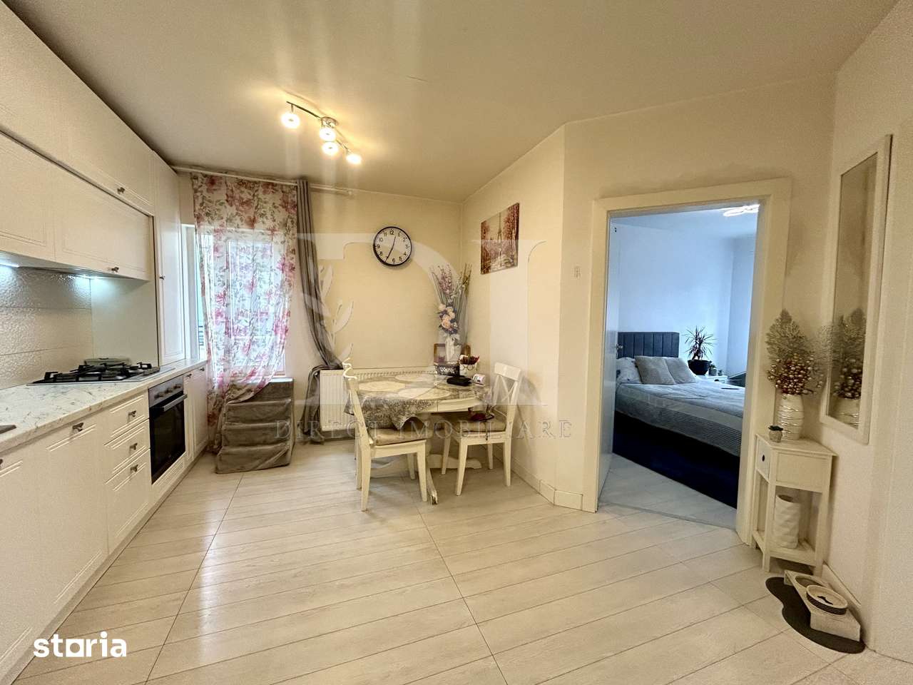 Apartament de vanzare / Zona Florilor / Floresti — fotografia 1