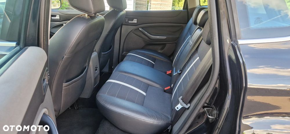 Ford Kuga 2.0 TDCi 4x4 Titanium - 24