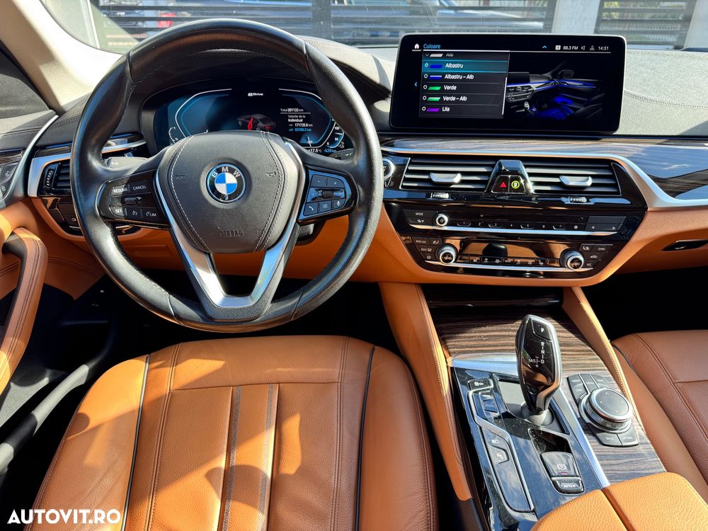 BMW Seria 5 520e Aut. Luxury Line - 15