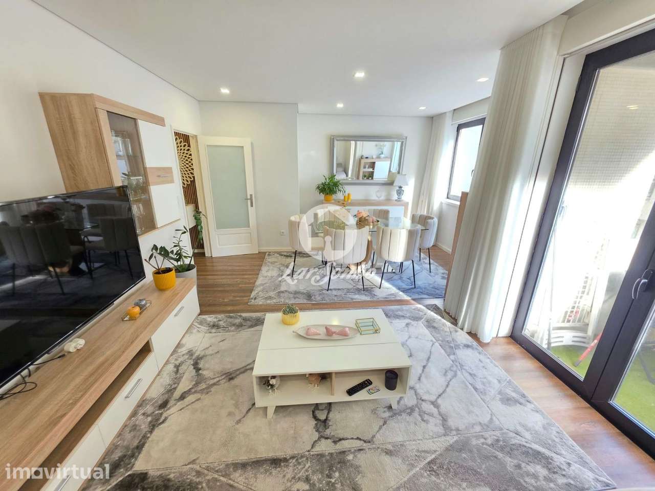 Apartamento T3 Como Novo a 50 m da praia da Póvoa de Varzim | Vista... - Grande imagem: 2/21