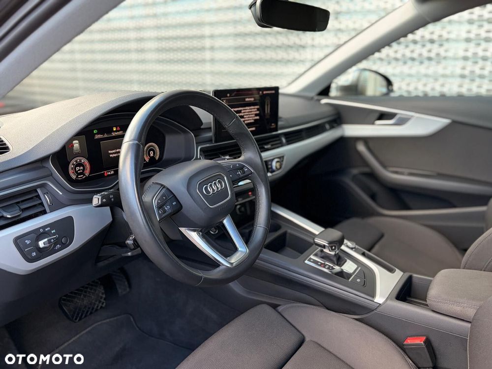 Audi A4 Avant 40 TFSI mHEV S Line S tronic - 17