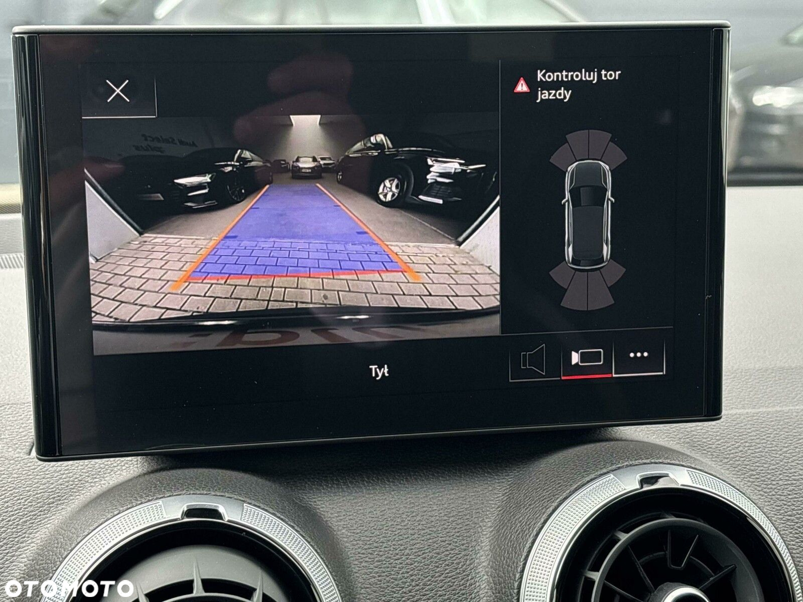 Audi Q2 - 23