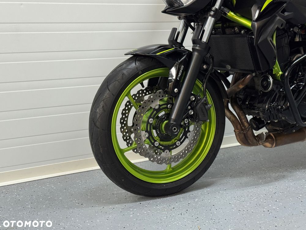 Kawasaki Z - 15