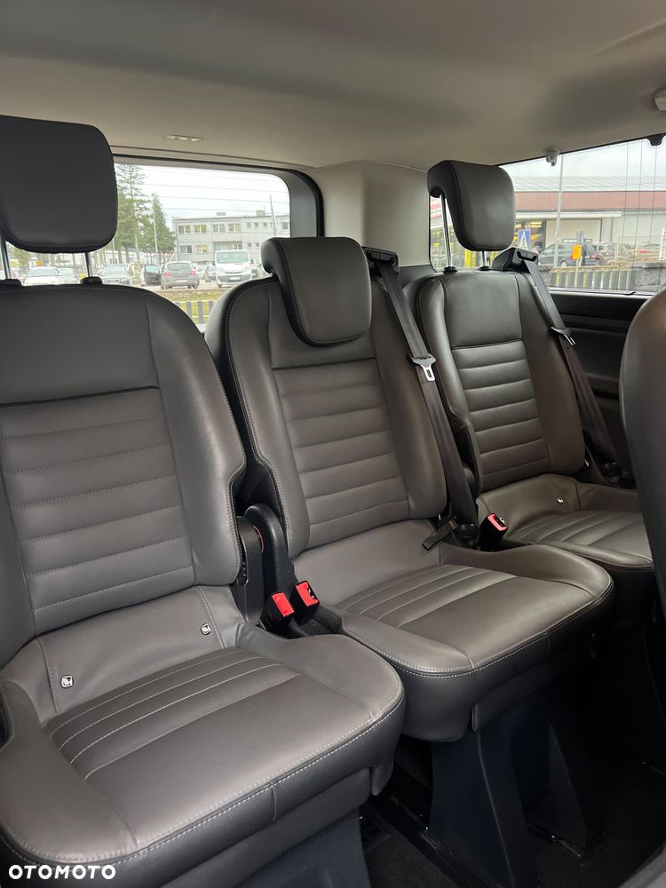 Ford Tourneo Custom 2.0 EcoBlue L2 Titanium - 16