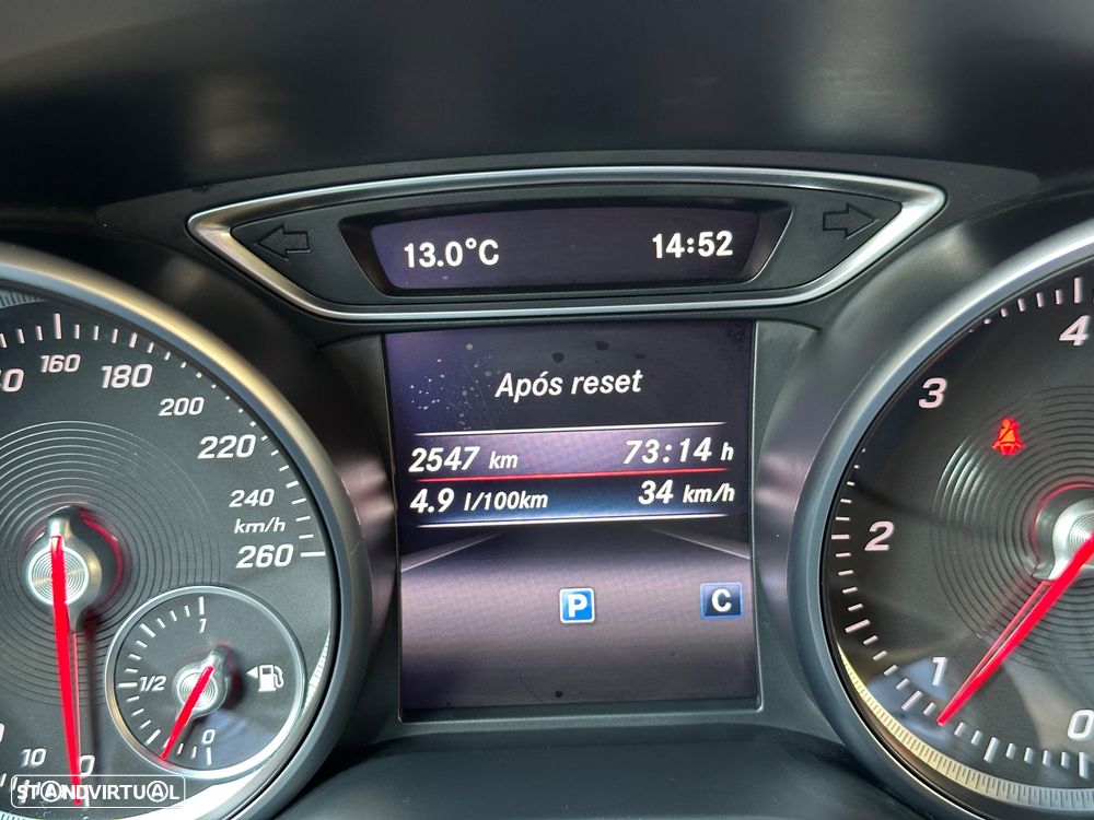 Mercedes-Benz CLA 180 d Shooting Brake AMG Line - 24