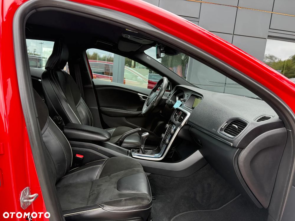 Volvo V40 D4 RDesign - 25