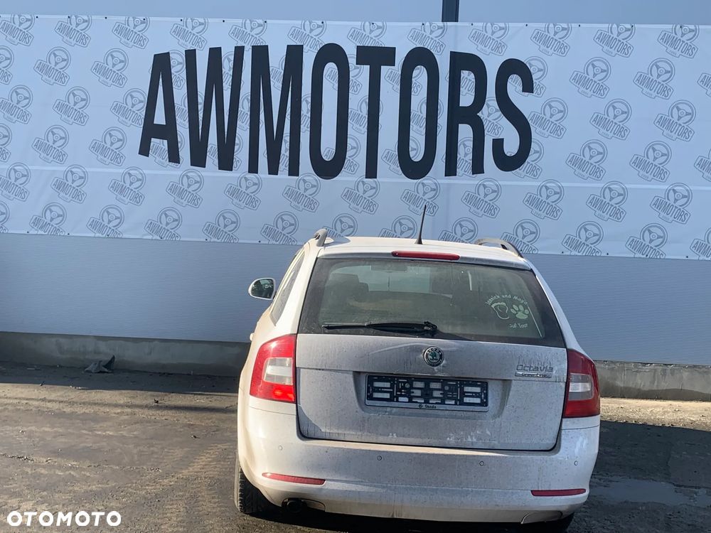 SKODA OCTAVIA 2011 *SAMOCHÓD NA CZĘŚCI* 3785 MASKA, LAMPA, DRZWI, LUSTERKO, ZDERZAK, GRILL, BŁOTNIK, KLAPA, BELKA, DESKA, FOTELE, KANAPA, ĆWIARTKA KIEROWNICA, TARCZE, ZACISKI, ZAWIESZENIE, KOMPLETNY PRZÓD, KOMPLETNY TYŁ, LICZNIK, ZEGARY, PRAWE LEWE PRZÓD TYŁ - 2