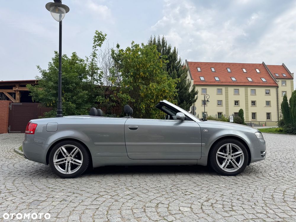 Audi A4 Cabrio - 8