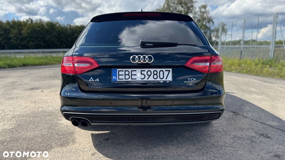Audi A4 Avant 2.0 TDI DPF quattro S tronic S line Sportpaket - 4