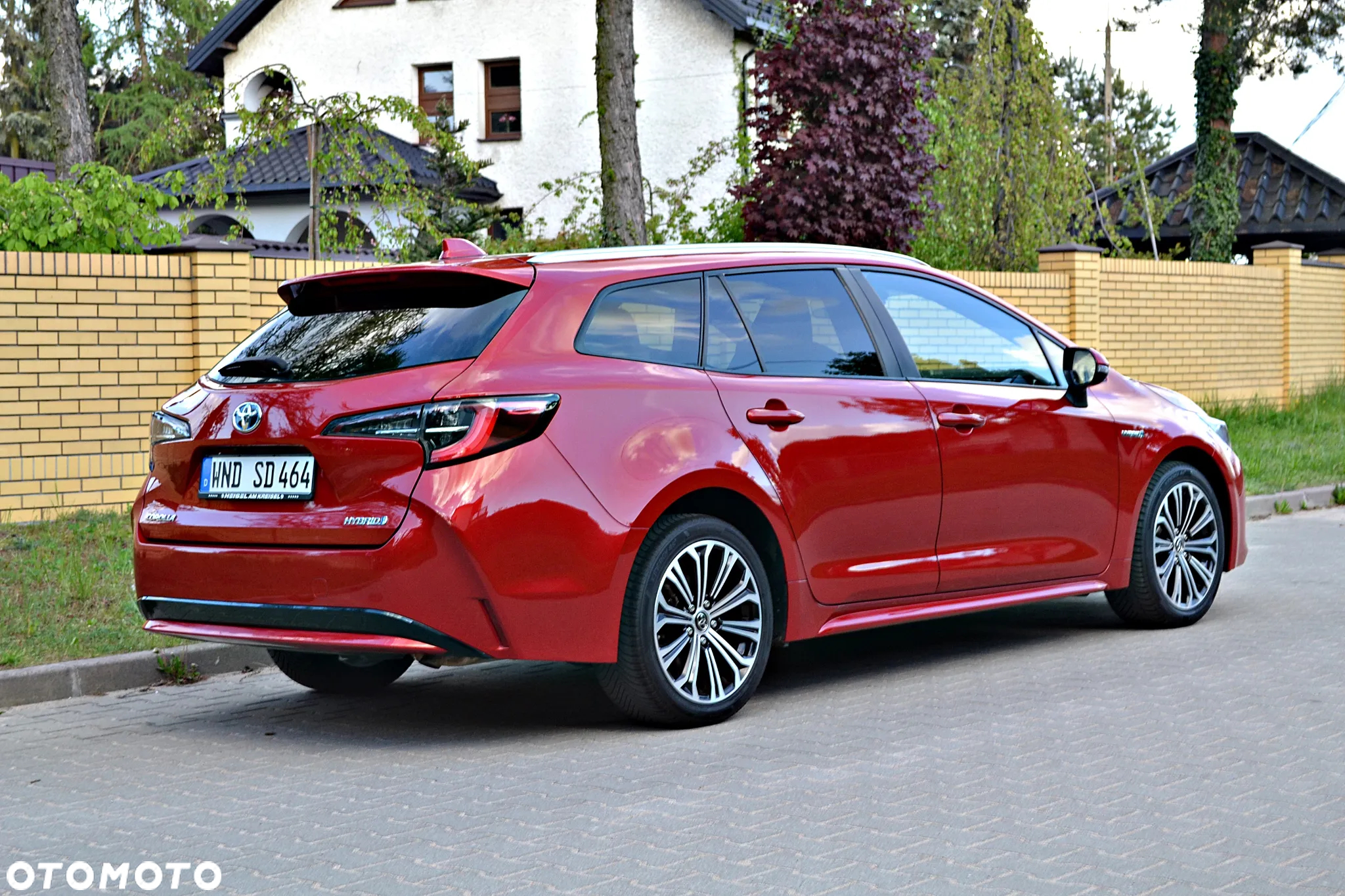 Toyota Corolla 1.8 Hybrid Executive - 12