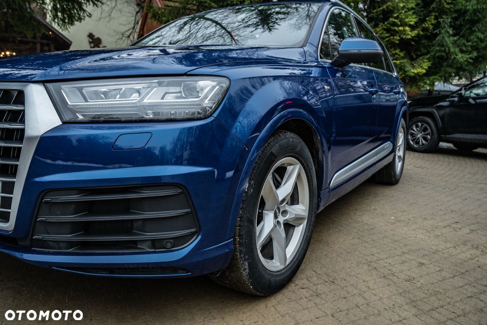 Audi Q7 - 11