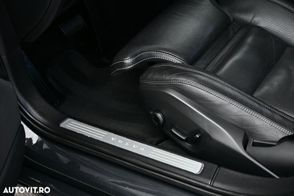 Volvo S90 D5 AWD Inscription - 23
