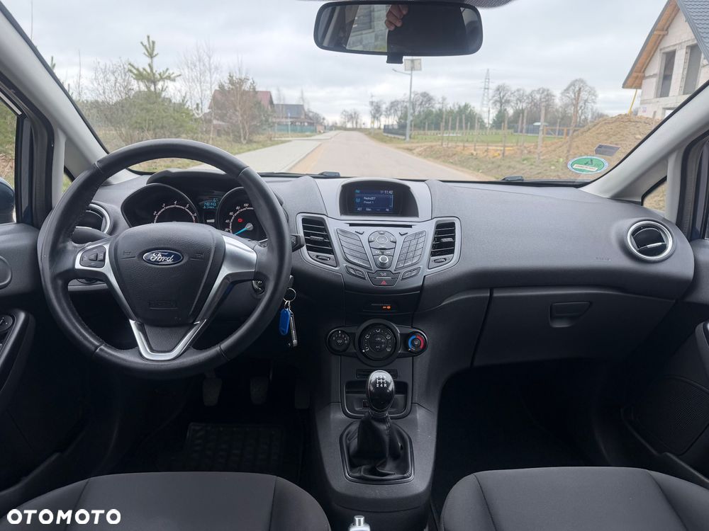 Ford Fiesta 1.25 Champions Edition - 27