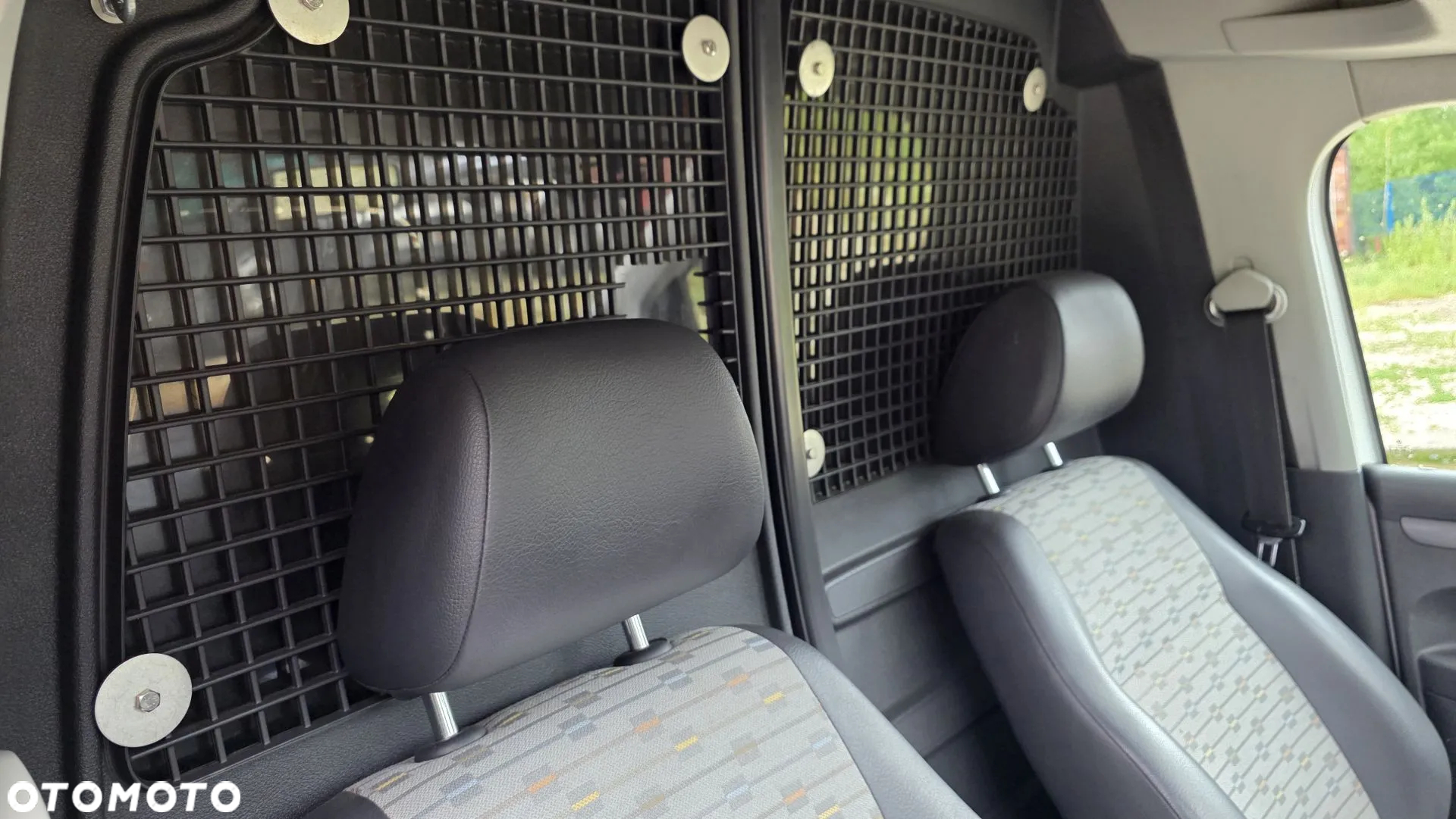 Volkswagen Caddy 1.6 TDI - 8