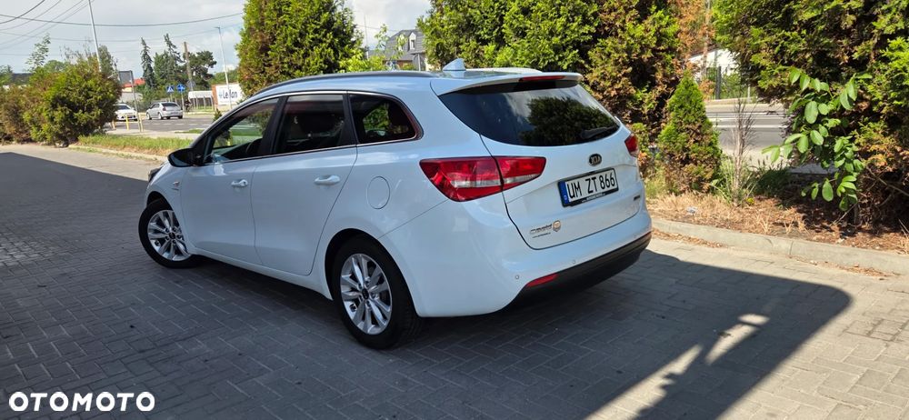 Kia Ceed 1.6 GDI Platinum Edition - 10