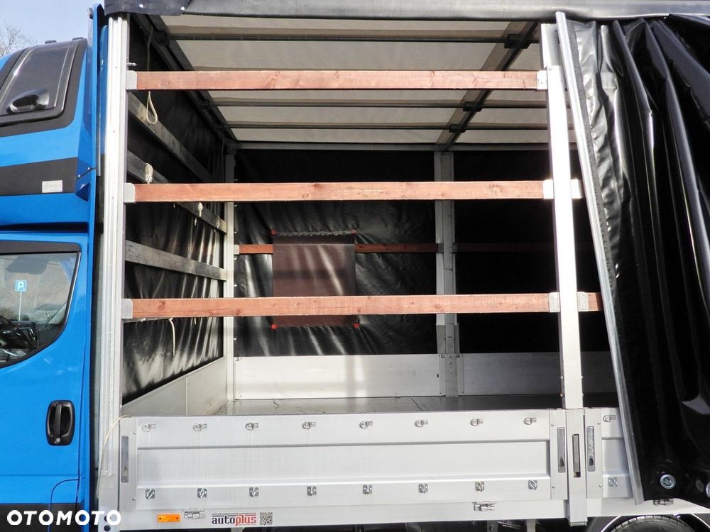 Iveco DAILY 35S21 PLANDEKA 10 PALET WEBASTO TEMPOMAT NAWIGACJA LEDY AUTOMAT HI-MATIC KLIMATYZACJA  210KM - 24