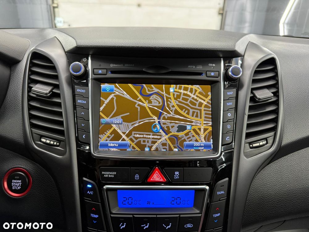 Hyundai i30 1.6 GDI Turbo Luxury - 21
