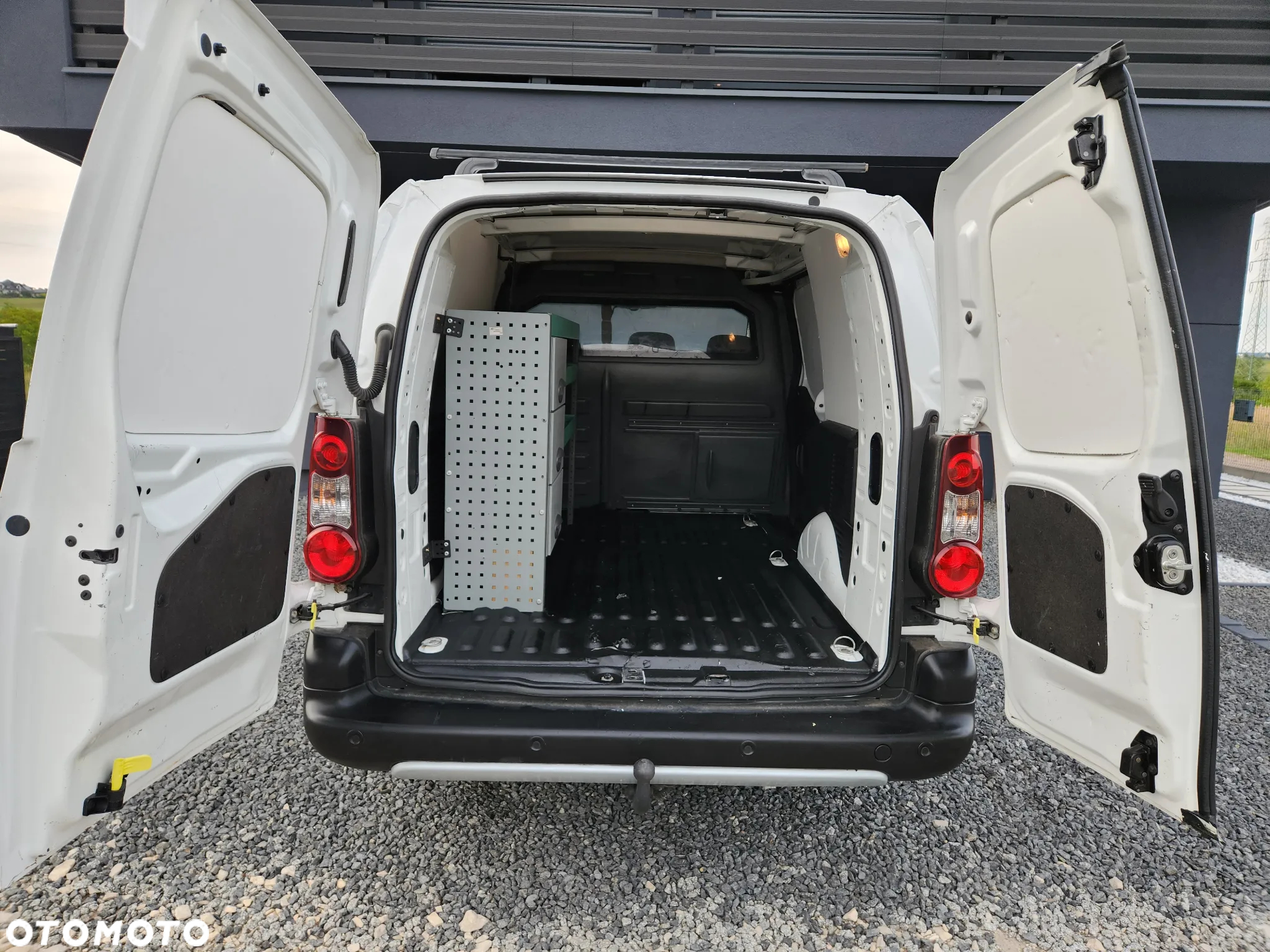 Peugeot Partner - 27