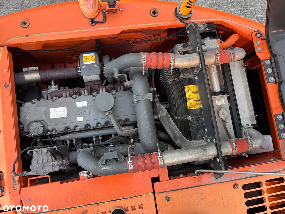 Doosan DX140W - 22