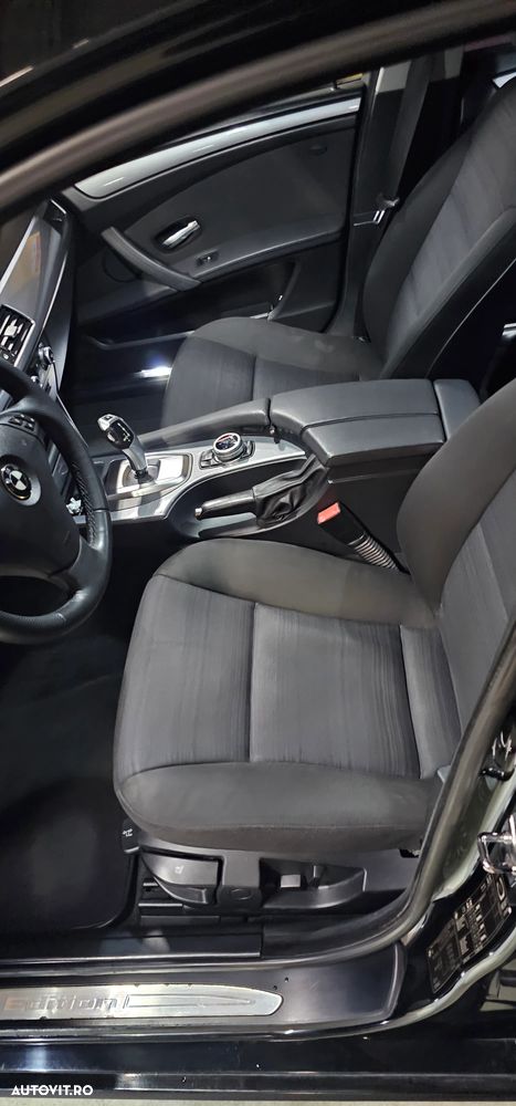 BMW Seria 5 520d Aut. Edition Exclusive - 13