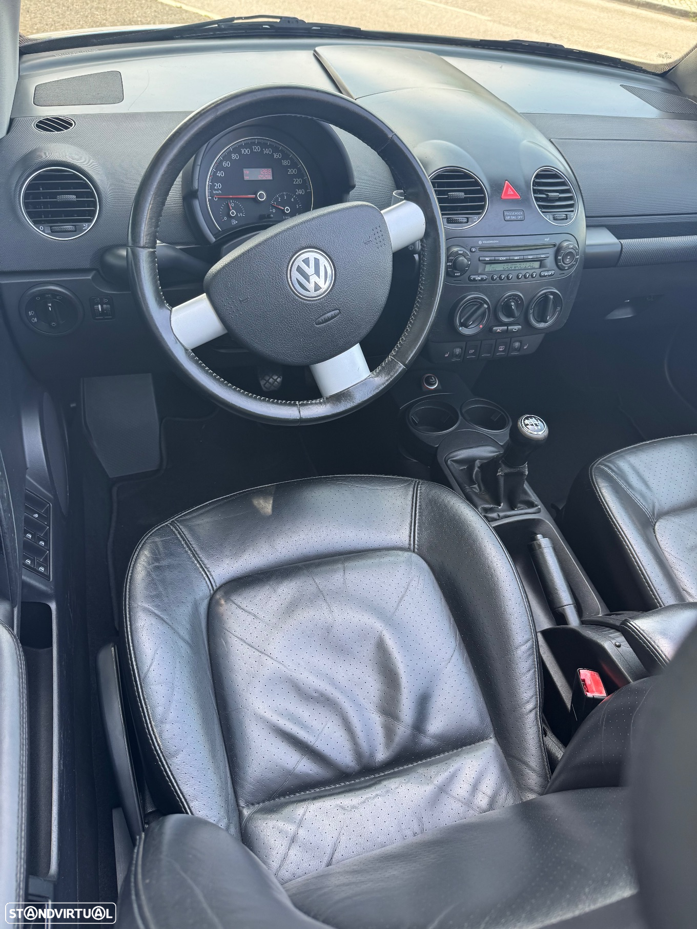 VW New Beetle Cabriolet 1.4 Top Couro - 11