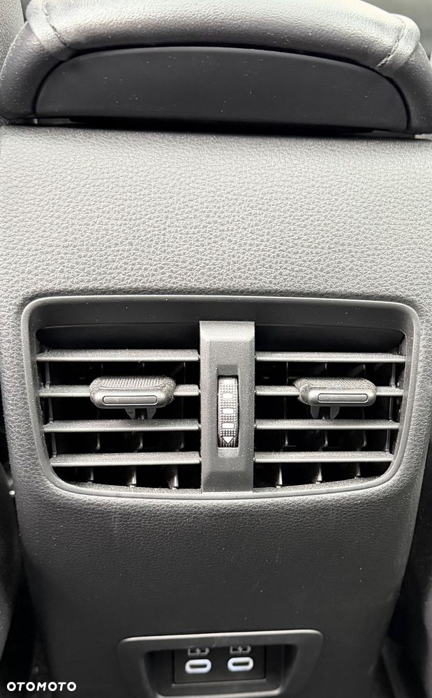 Toyota Corolla Cross 2.0 Hybrid Premiere Edition - 28