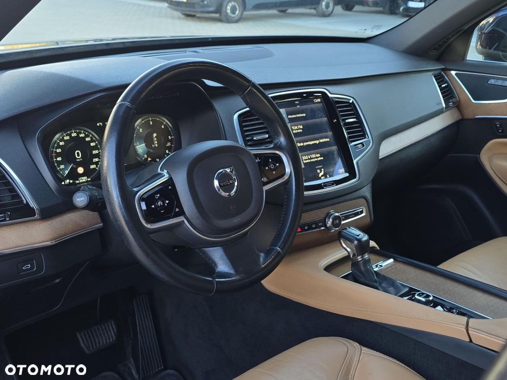Volvo XC 90 D5 AWD Inscription - 17