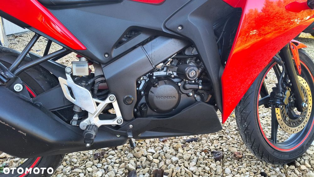 Honda CBR - 8