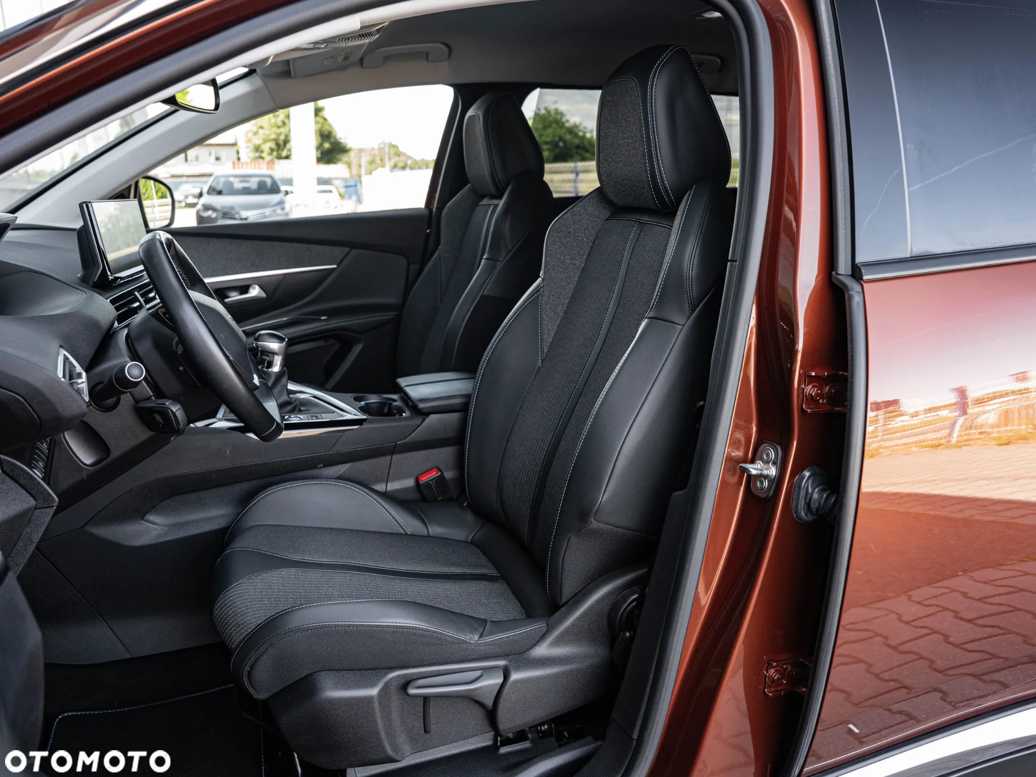 Peugeot 5008 BlueHDI 130 Allure - 22