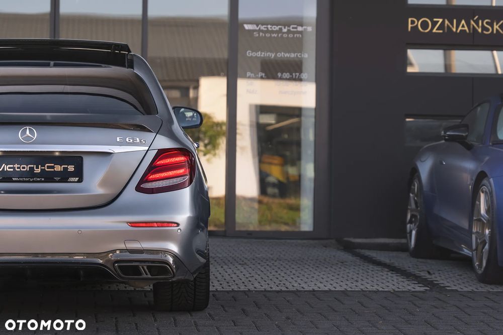 Mercedes-Benz Klasa E - 20