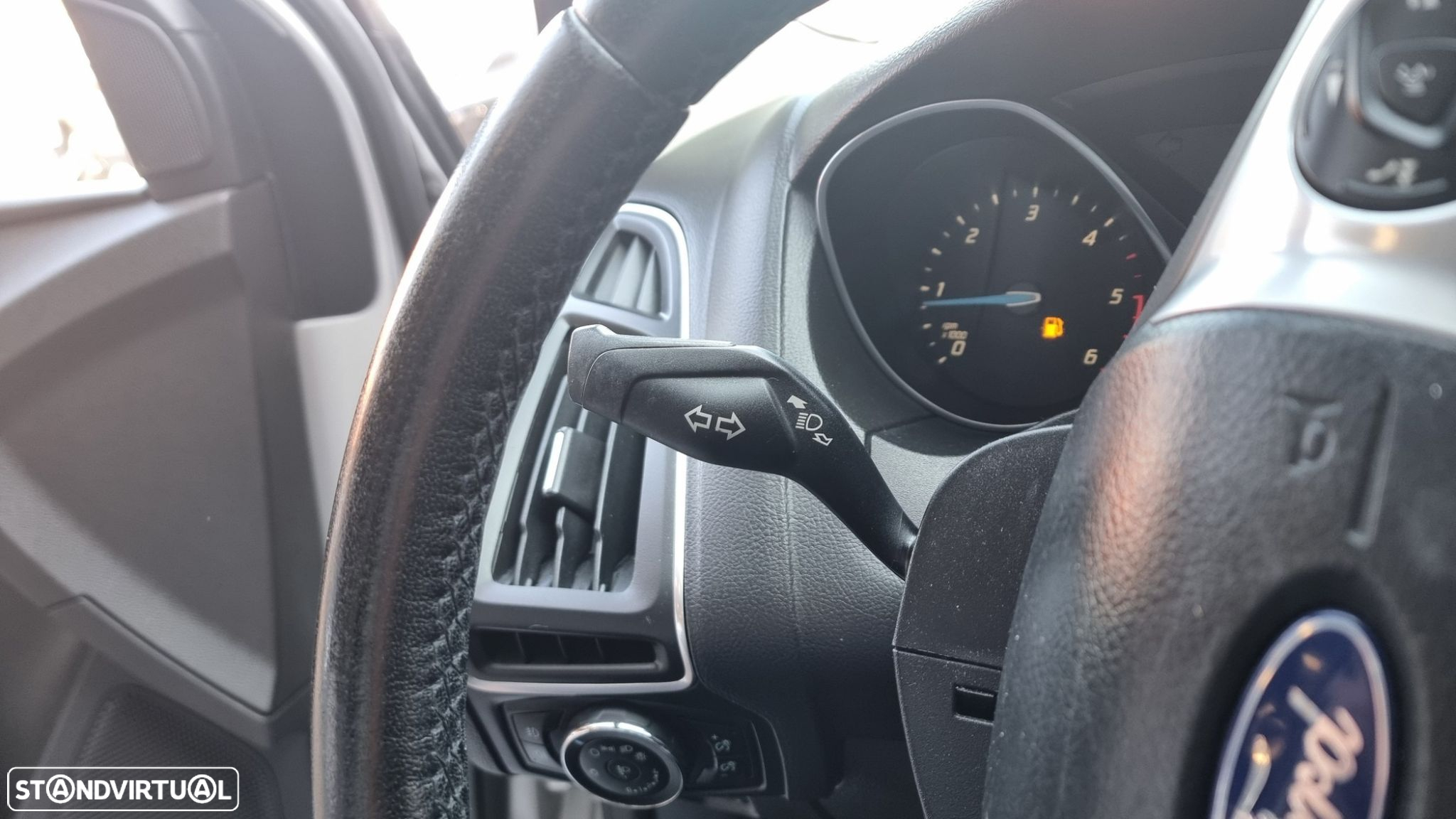 Ford Focus SW 1.6 TDCi Titanium Best - 12