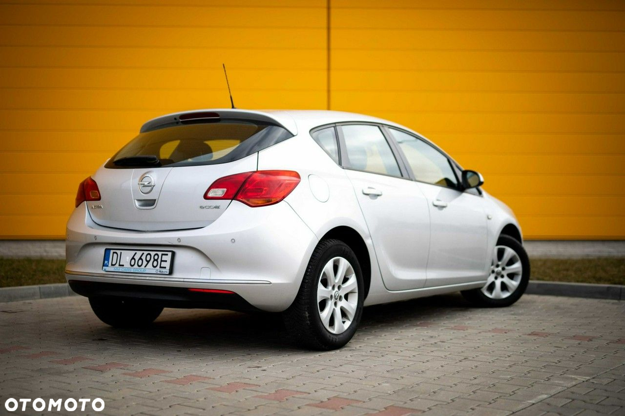 Opel Astra - 6