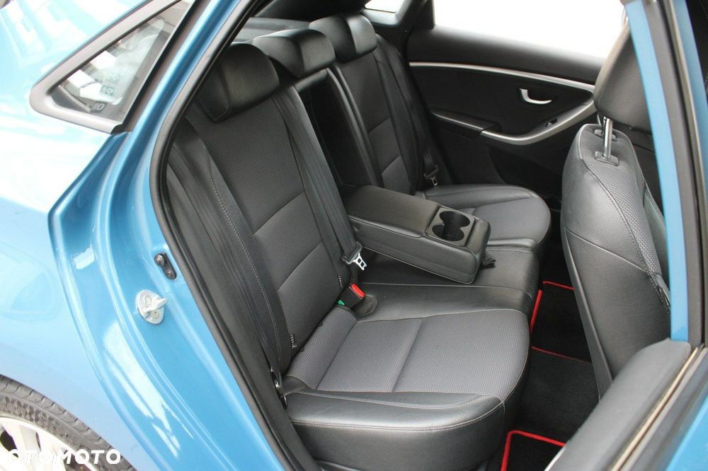 Hyundai i30 1.4 Premium - 12