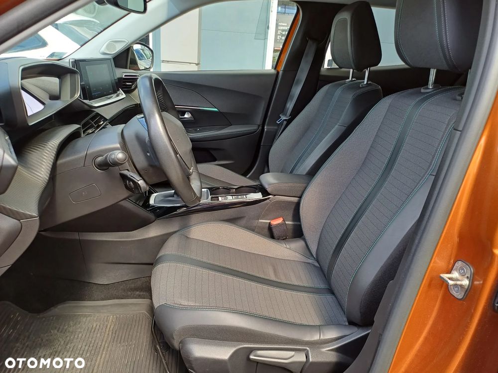 Peugeot 2008 1.2 PureTech Allure Pack S&S - 11