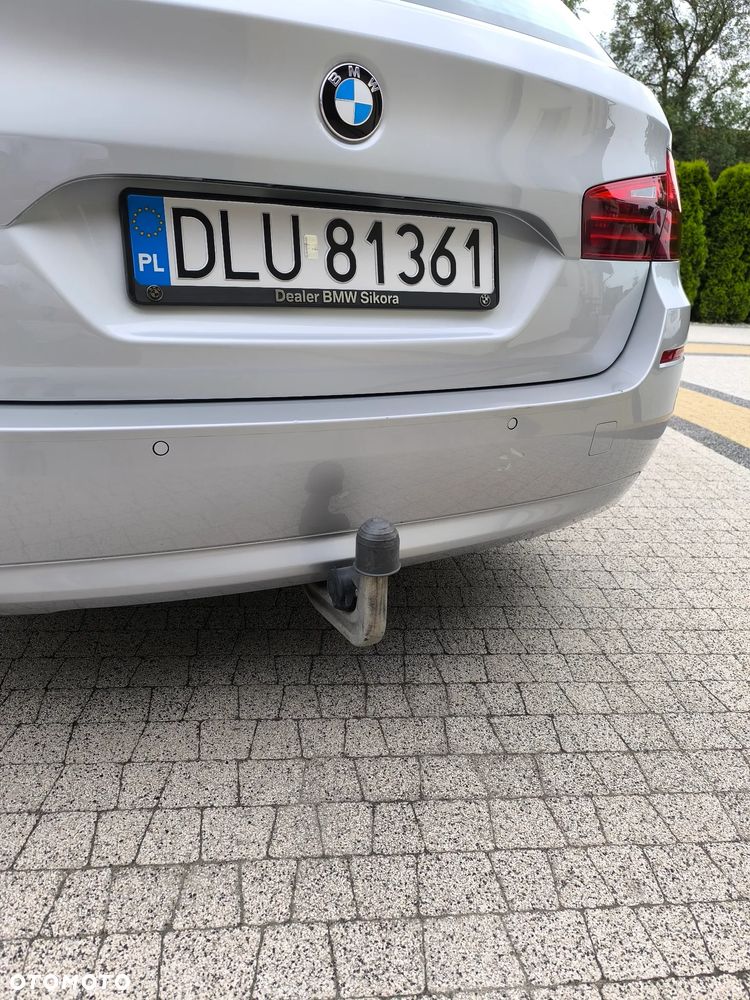 BMW Seria 5 525d - 9