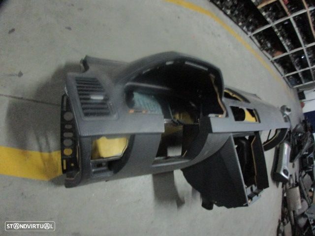 Tablier Tab235 VOLVO XC90 2005 2.4 D 163Cv 163CV 5P PRETO - 2