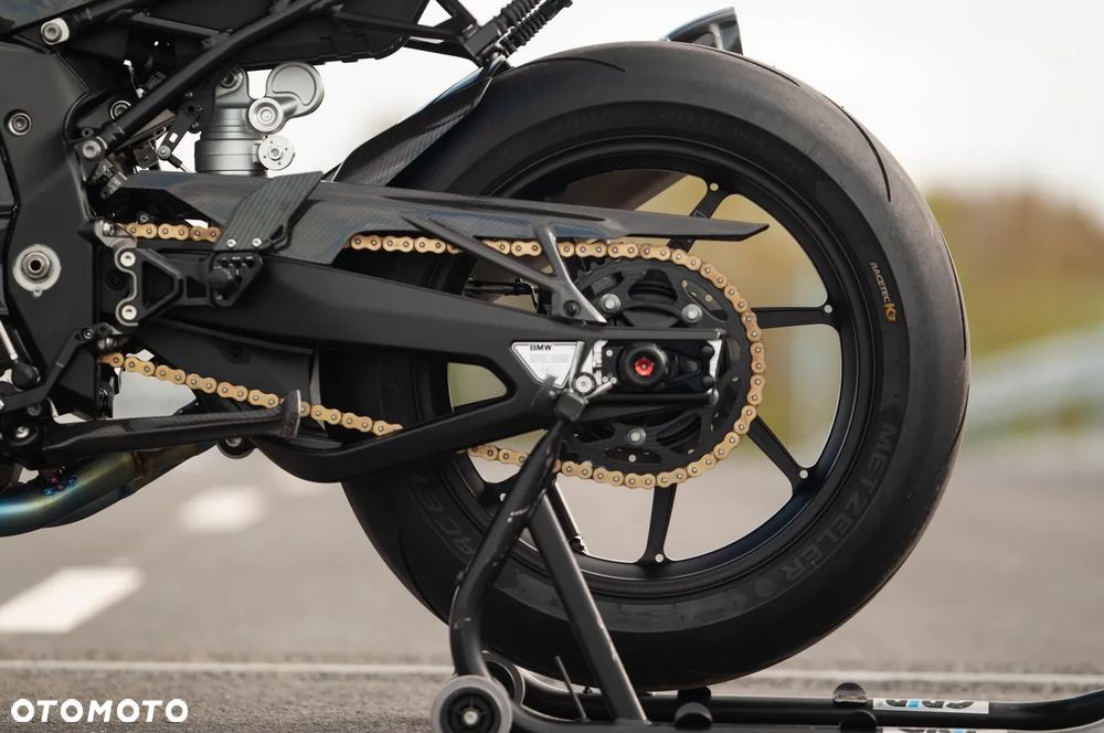 BMW S - 38