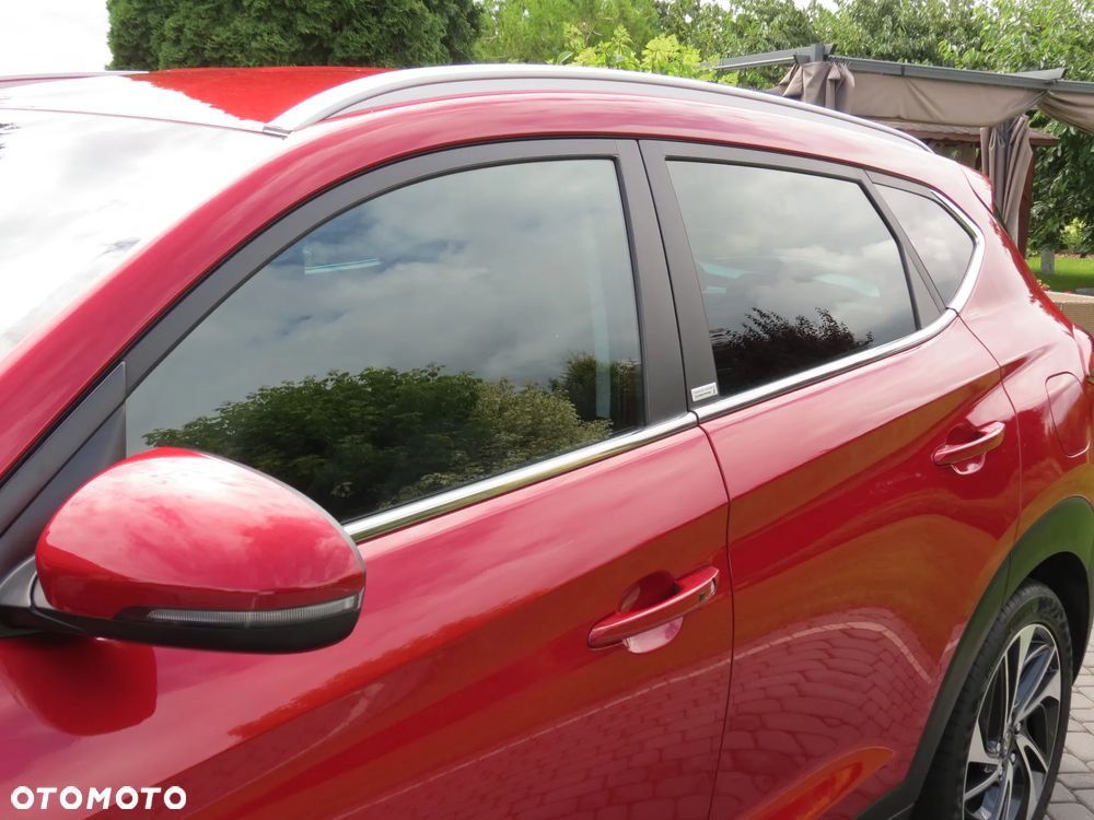 Hyundai Tucson 2.0 CRDi 4WD Automatik Style - 16