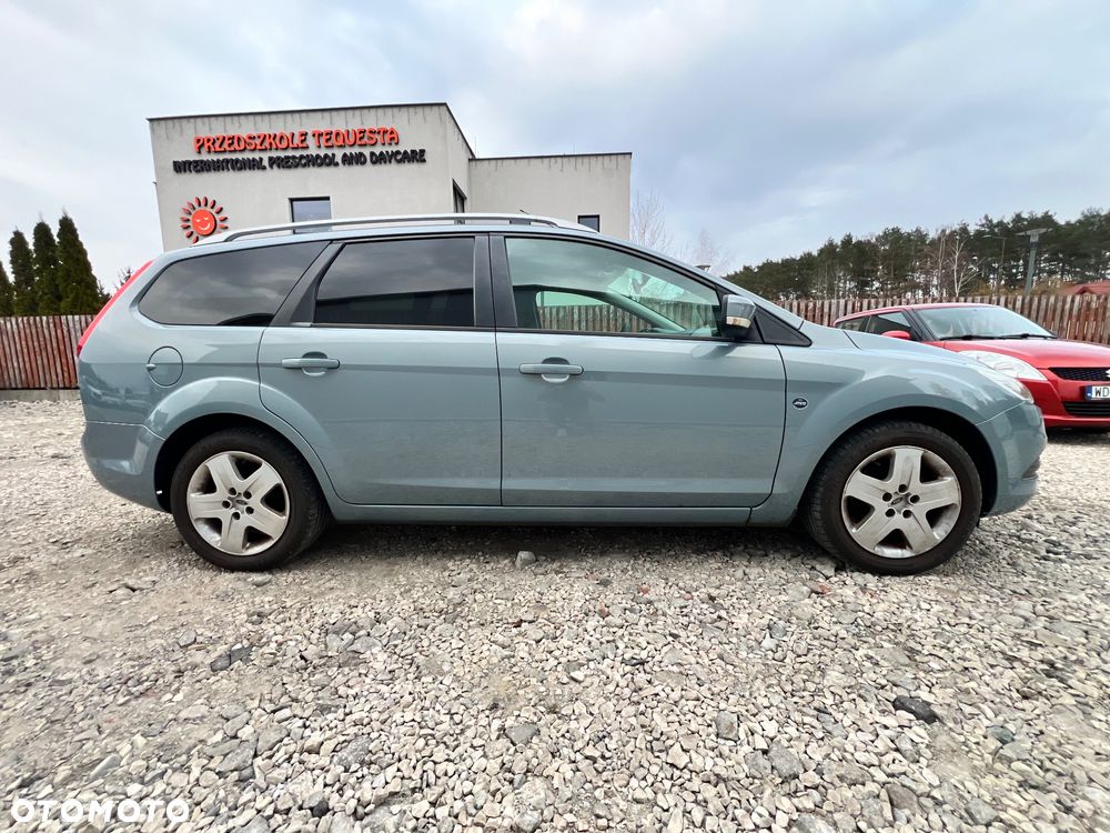 Ford Focus 1.6 16V Style - 6