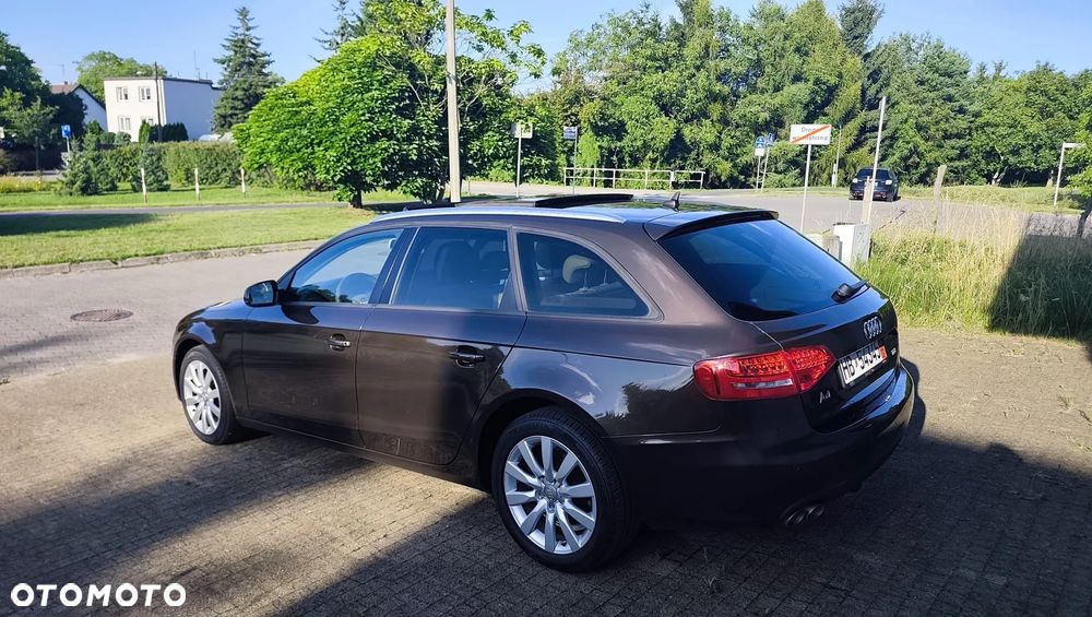 Audi A4 Avant - 17