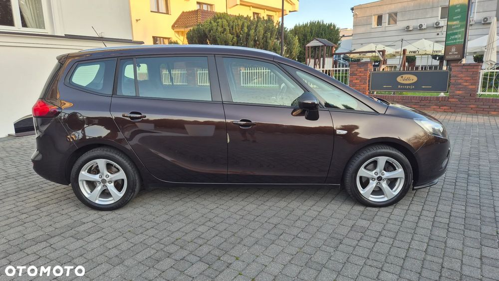 Opel Zafira 2012 photo 4